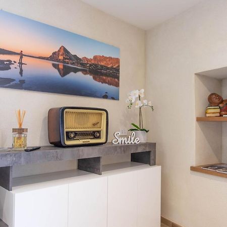 Residenza La Riviera Apartment Дронеро Екстериор снимка