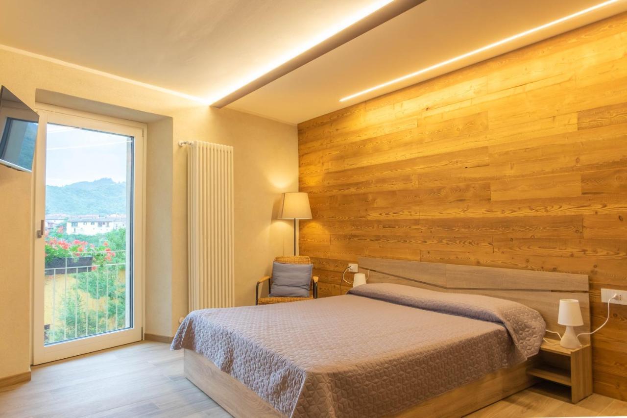 Residenza La Riviera Apartment Дронеро Екстериор снимка