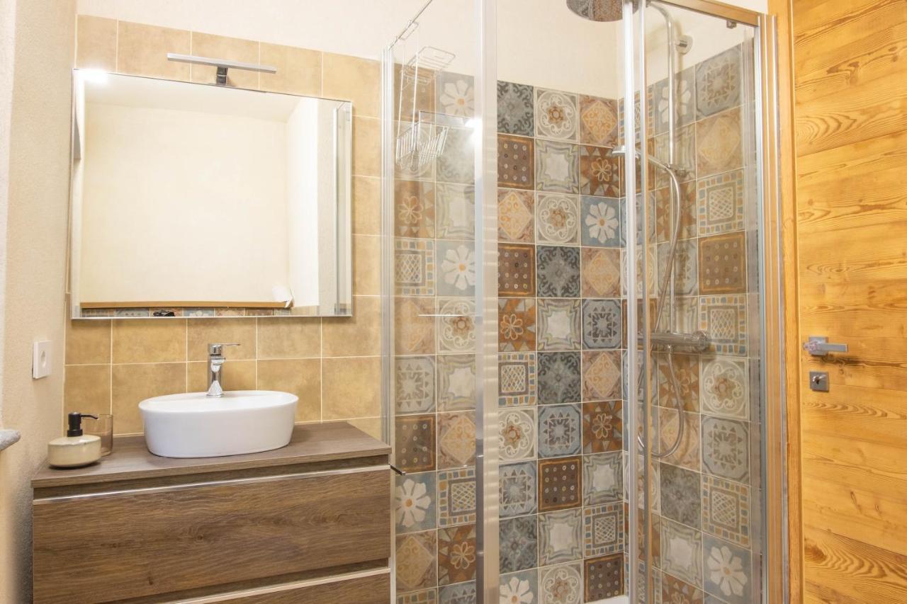 Residenza La Riviera Apartment Дронеро Екстериор снимка